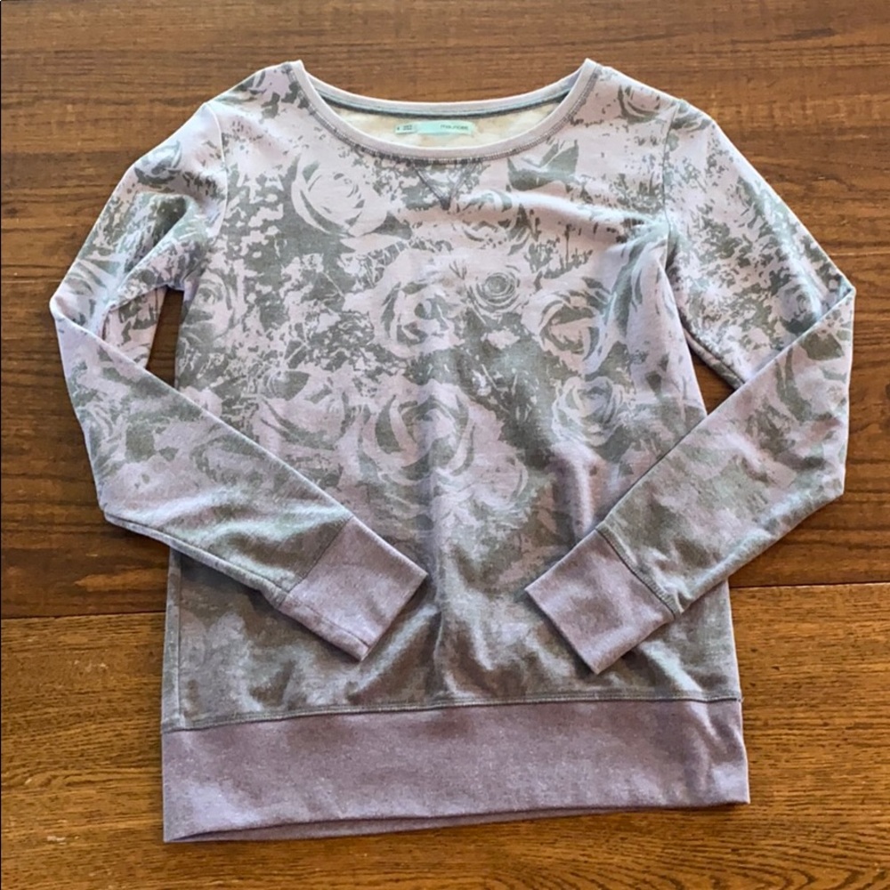 Sweater/crew neck sweatshirt from Maurices